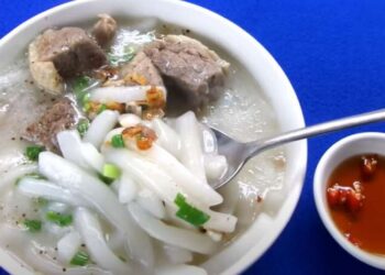 Loại bánh làm bằng bột mì làm một nét ẩm thực miền Trung