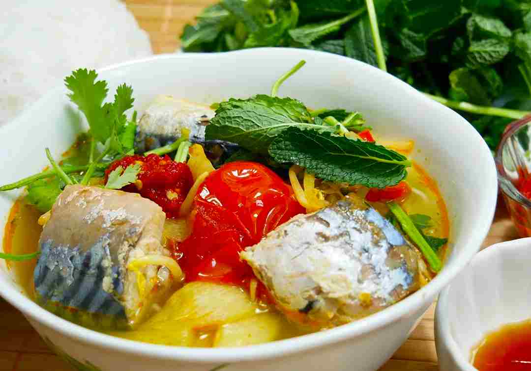 Canh cá nấu chua ai ăn cũng phải mê