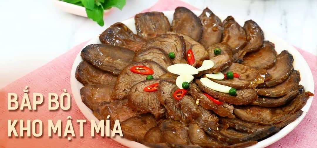 Đĩa bắp bò kho thơm ngon