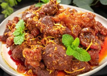 Các bước thực hiện món thịt bò kho sả ớt