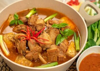 Thịt vịt là loại thuốc bổ giúp lợi tiểu, trừ nhiệt