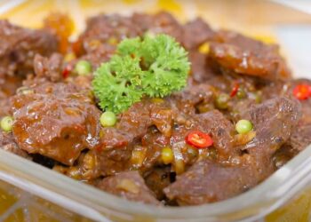 kho thịt bò với tiêu