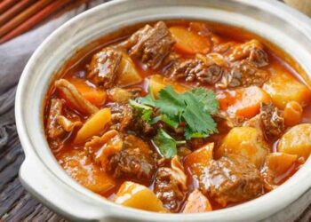 Học nhanh cách nấu thịt bò kho khoai tây ngon mềm và lạ miệng