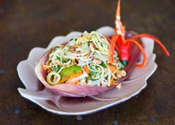 Cách làm nộm hoa chuối chay truyền thống