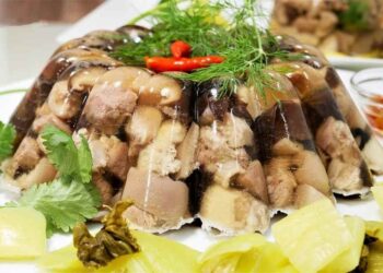 Thành phẩm món thịt nấu đông