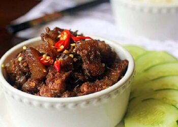 Thịt kho mắm ruốc sả