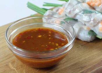 Nước chấm mắm chanh tỏi ớt