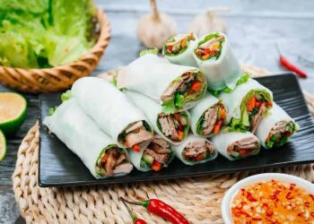 Cách chế biến món phở cuốn Hà Nội