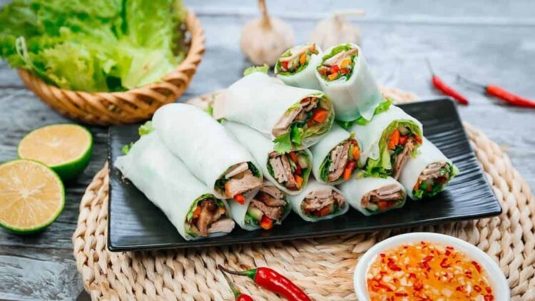 Cách chế biến món phở cuốn Hà Nội