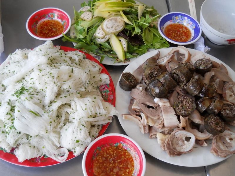 Bánh hỏi lòng heo